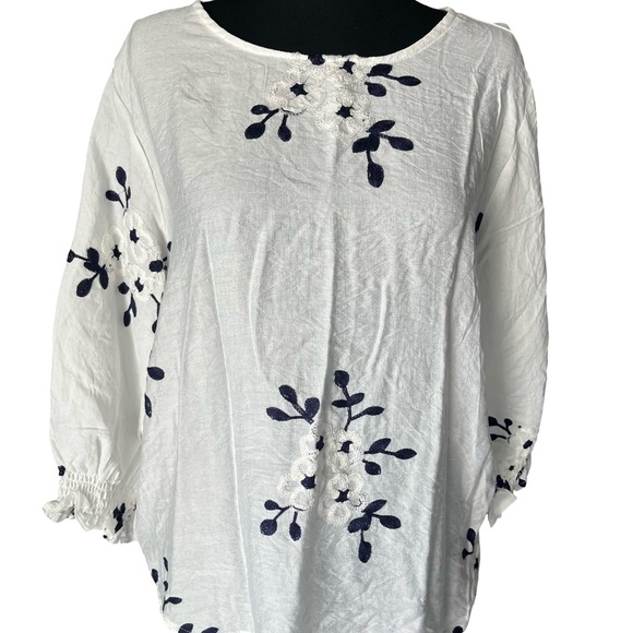 sapphire Tops - Elegant White Blouse with Navy Embroidery